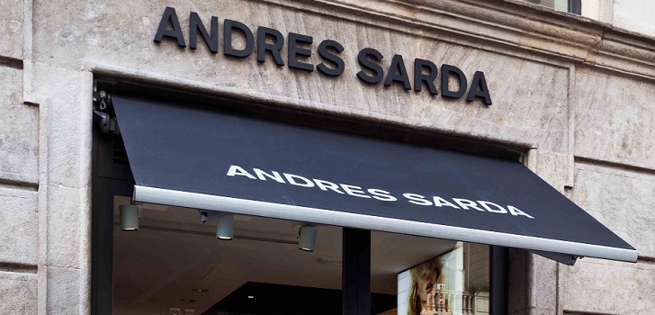 El dueño de Andrés Sardá tropieza en el primer semestre y gana un 5,4% menos